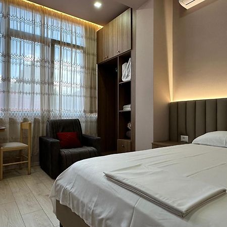 Vila Vadeha Pogradec Exteriör bild