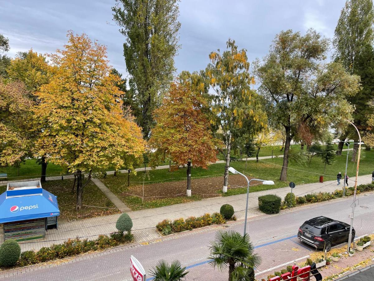 Vila Vadeha Pogradec Exteriör bild