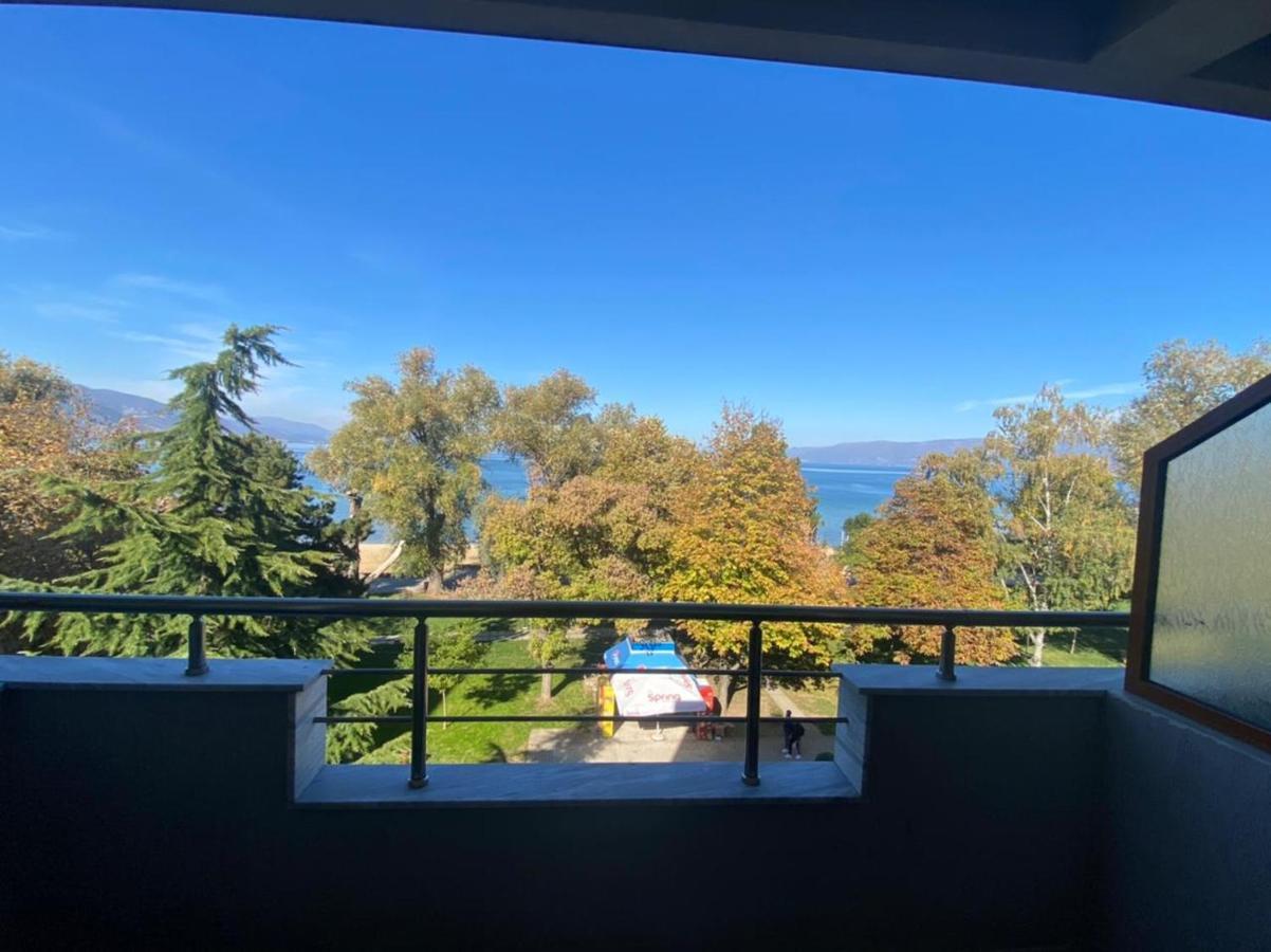 Vila Vadeha Pogradec Exteriör bild