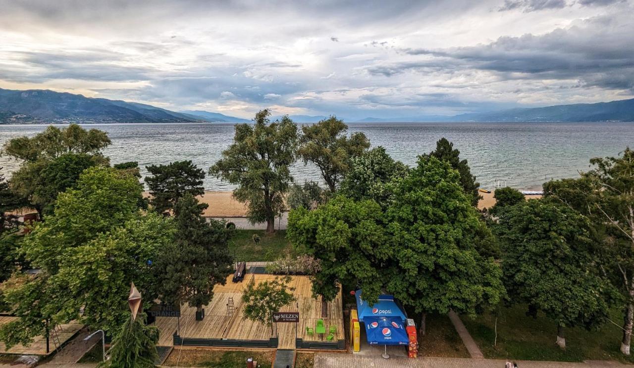 Vila Vadeha Pogradec Exteriör bild