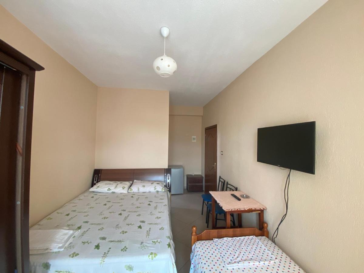 Vila Vadeha Pogradec Exteriör bild